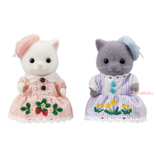Set de Peluche Pareja - Bordado de Fresas y Diente de León