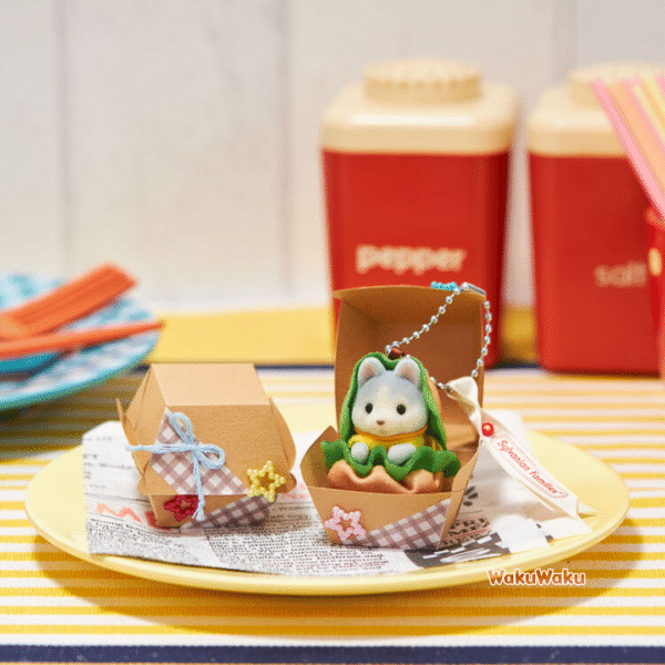 WKSF0433-2 Sylvanian Families – Llavero bebé husky (sentado) con hamburguesa